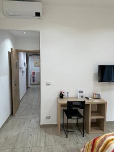 Ferry Terminal Rooms