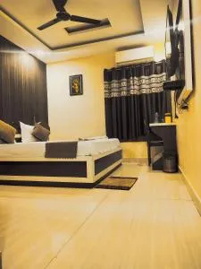 HOTEL R K PALACE Bhopal - Phanda