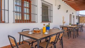 Casa Rural Aire Fuente de Piedra by Ruralidays