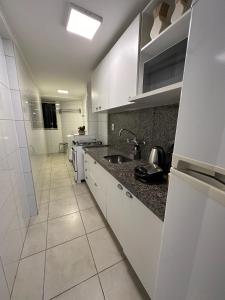 Piscina, churrasqueira, garagem, sauna e academia!