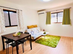 4BR Spacious Home, 10min to Umeda, 8 Guests