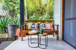 Casa Mapache Pool and Breakfast Included near Tamarindo Beach
