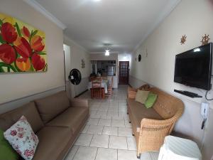 Apto 12-2 com churrasqueira - Beira mar - Sirlei Ubatuba