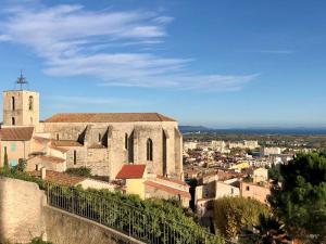VILLA VIEUX MOULIN Villa avec piscine pour 7 personnes avec piscine à Hyères