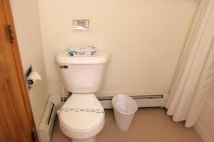 White Mountain Stay - Exit 30