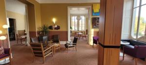 Appart'hotels Garden & City Luxeuil Ex Le Metropole et Les Thermes : photos des chambres