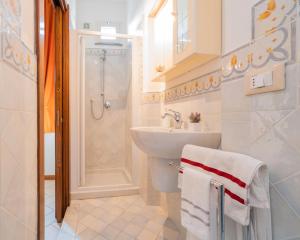 Casina La Torretta - By The Walls