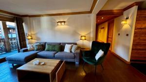 Appartement 2 Chambres Residence Le Mont Chéry Au Pied des Pistes Plein Centre