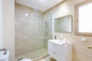 garden and pool view 3 rooms 10min to town center