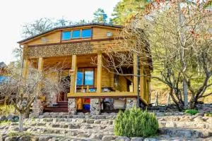 Pasakų namelis dviems su vaizdu į ežerą - Salkininkai