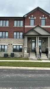 Luxury Newly Build 4BR 4Bath in Oakville - Milton