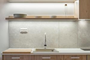 Leo Apartment 2 bdr apt overlooking the harbor