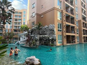 Atlantis Condo Resort