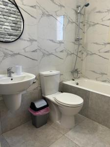 Villa Denis, Marine Drive, Coral Bay