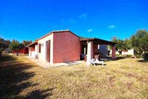 Villas with private pool in Costa Rei just 500 meters from the sea