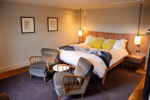 Large River Room room in Bingham Riverhouse