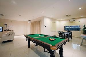 JB 19pax Premium Skudai Party House