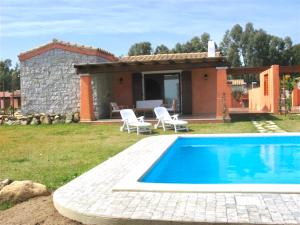 ISA-Villas with shared pool in Costa Rei just 500 meters from the sea