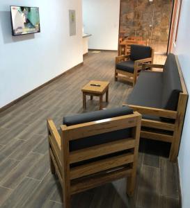 Spacious 3-bedroom and 2 bathroom home with private pool and patio and free Wi-Fi