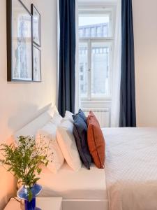 TurnKey I Wenceslas Square Apartments