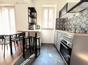 Logement de charme proche centre-ville - TV - WiFi