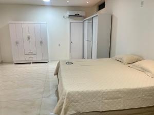 Casa Festival de Parintins 2025 com vista para o Bumbodromo