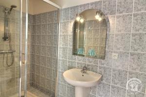 B&B / Chambres d'hotes Les falaises : Chambre Deluxe 1