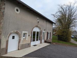 Maisons de vacances Maison chaleureuse avec Wifi a Sainte-Barbe - FR-1-589-753 : photos des chambres