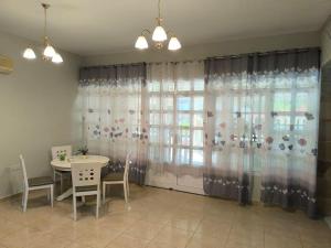 Fully furnished Entire unit