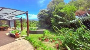 Collingwood Escape - Spacious and Modern Getaway in Collingwood with a View - Pakawau