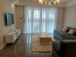 3 bedroomed apartment, 3 bathrooms and fully furnished