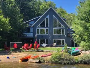 Camp David Beautiful five bedrooms Private beach - Commanda