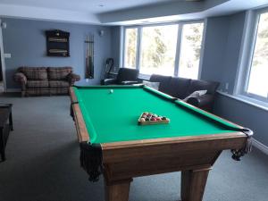 Camp David Beautiful five bedrooms Private beach