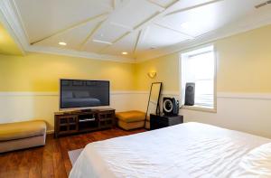 Z Presidential Suite