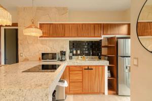 4 Pax Luxury Condo Pool Acces