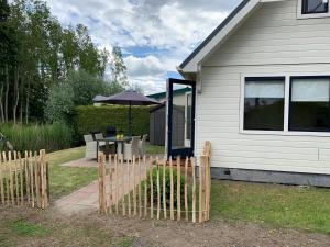 Frisian Countryside Stay near Sea