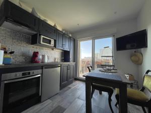 Studio rénové avec clim et wifi au port de lAiguillon pour 2 - FR-1-474-214