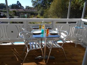 Appartements Jardin du Bourg : photos des chambres