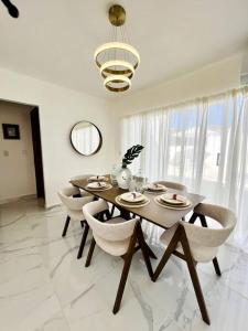 Cerca de Downtown Short and Long Stay