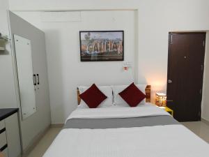 3 Home Tales (Brookefield)