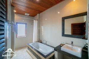 Villa Arindra by Bukit Vista