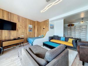 Appartement spacieux au cœur de Granville, 3 chambres, Wi-Fi gratuit, parking inclus - FR-1-361-557