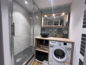 Appartement neuf 6 pers, balcon, parking à Cauterets - FR-1-812-49