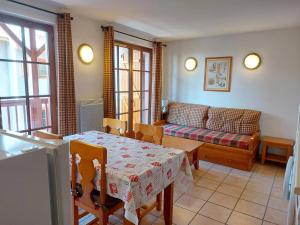 Appart famille 4 pers. Piscine chauffée Cauterets - FR-1-812-59