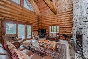 Timber Shores Rustic Waterfront Log Cabin