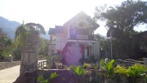 CH Homestays & Tour Motorbikes