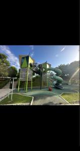 Gaia Residences Bandar Gamuda Gardens, Cozy Retreat with Mountain Views