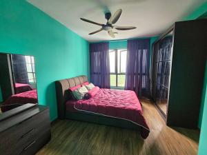 Gaia Residences Bandar Gamuda Gardens, Cozy Retreat with Mountain Views