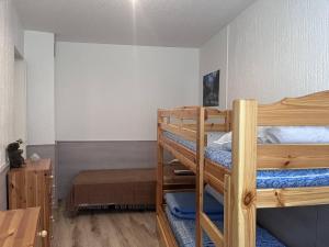 Appartement 32m² avec balcon, proche télécabines - FR-1-812-100