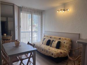 Appartement 32m² avec balcon, proche télécabines - FR-1-812-100